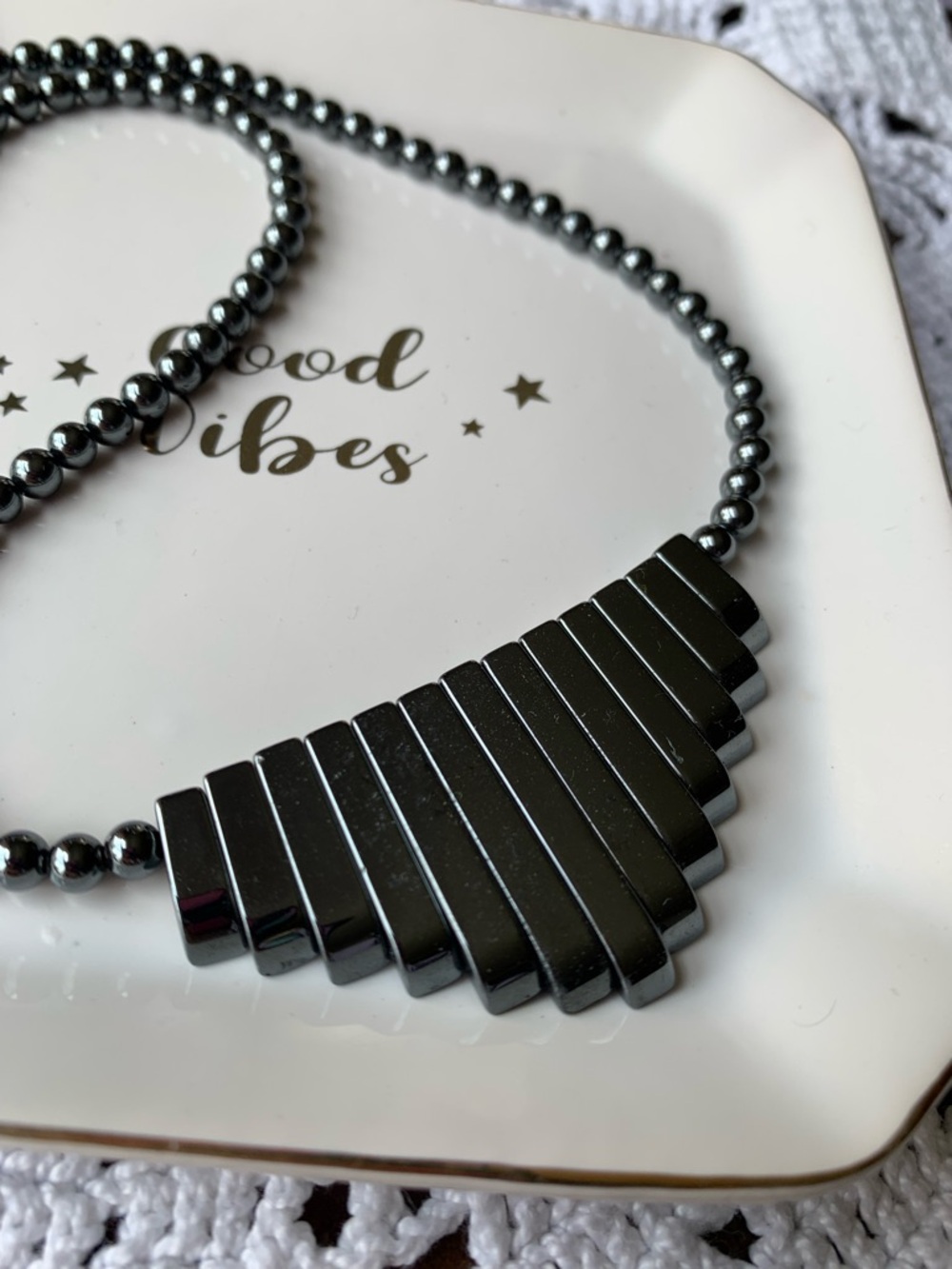 Hematite Beaded Fan Pendant Necklace - Unbranded